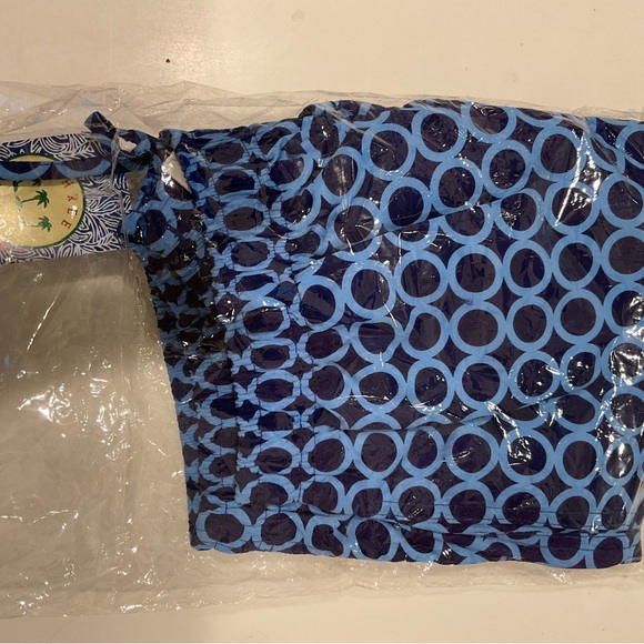 NWT three Islands men’s swim shirts sz 34 with drawstring and two side pockets - Picture 6 of 6